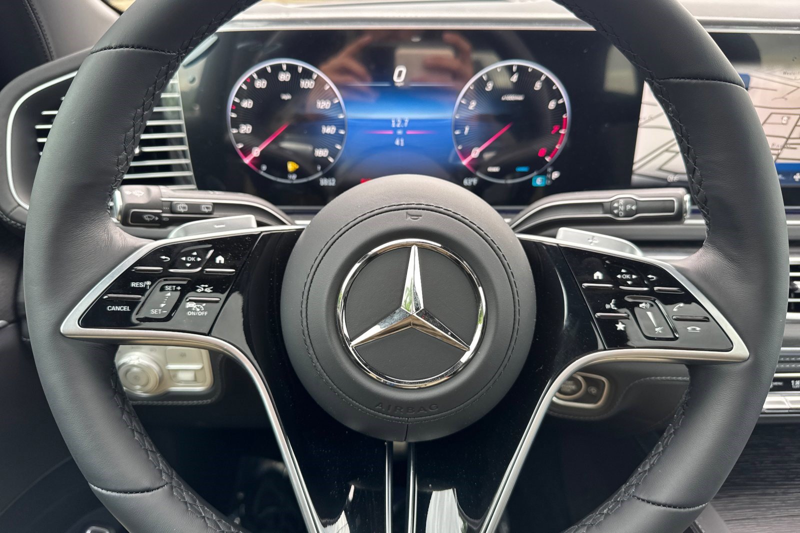 New 2026 Mercedes-Benz Maybach GLS 600 4MATIC image 16