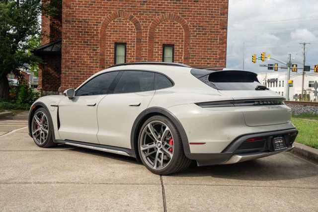 Used 2024 Porsche Taycan 4S w/ Premium Package AWD/4WD image 7