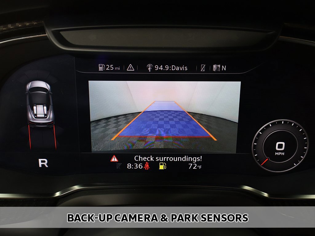 Used 2018 Audi R8 V10 w/ Carbon Exterior Package image 6