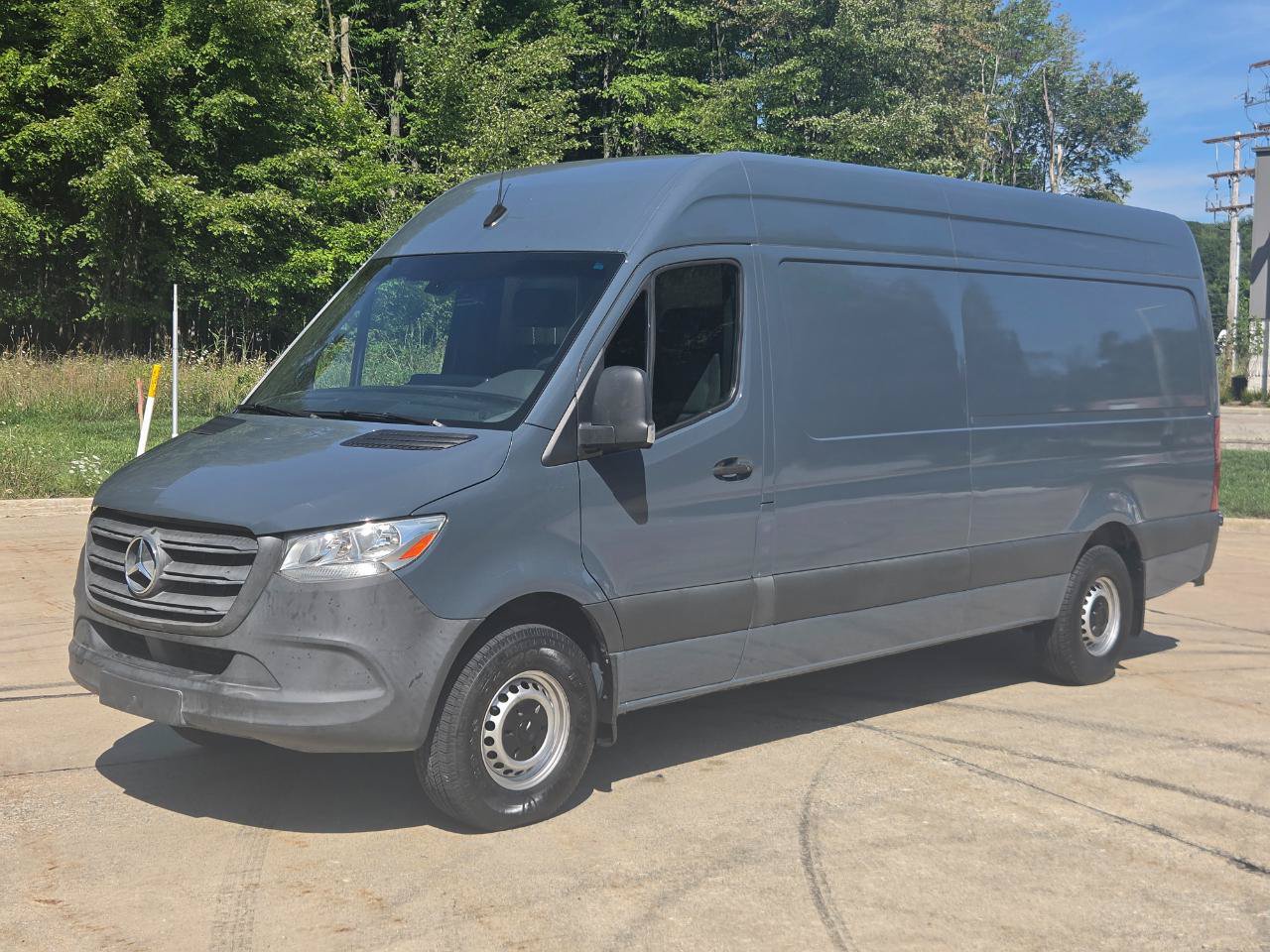 Used 2019 Mercedes-Benz Sprinter 170 image 1