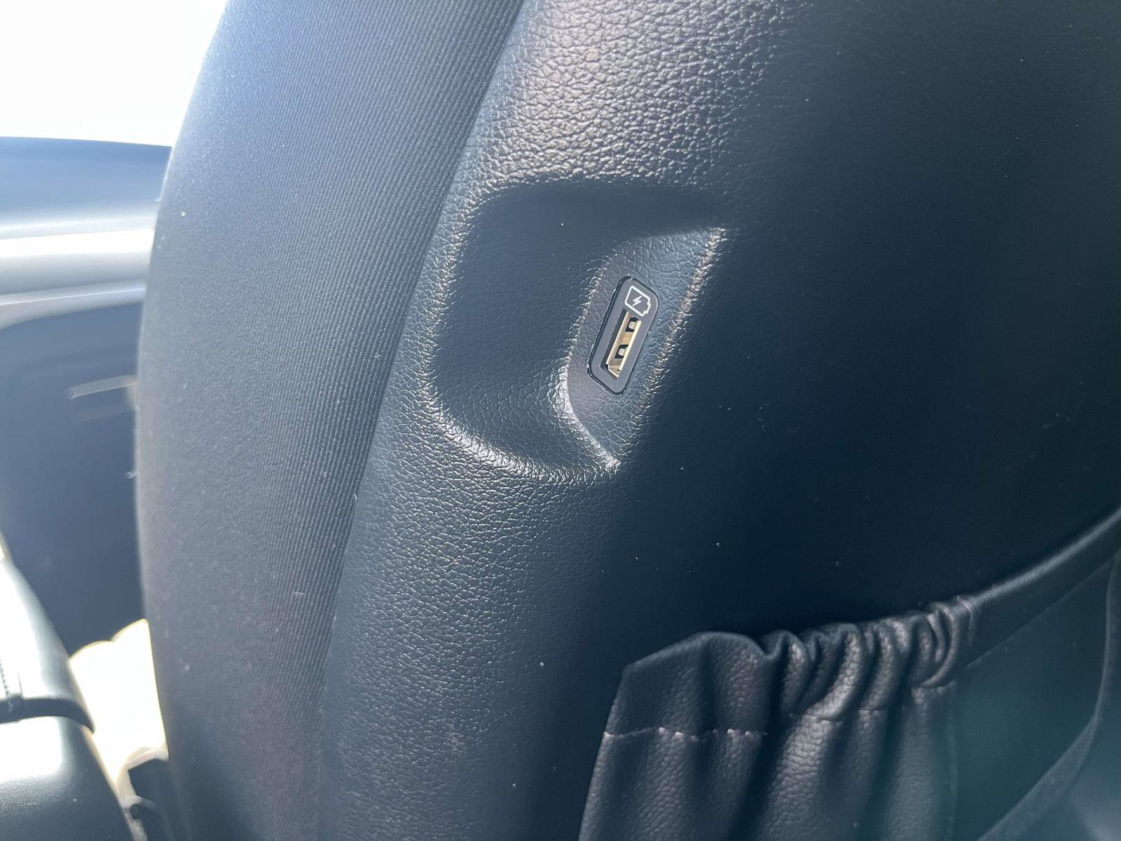 Used 2021 Hyundai Palisade SEL w/ Convenience Package FWD image 10