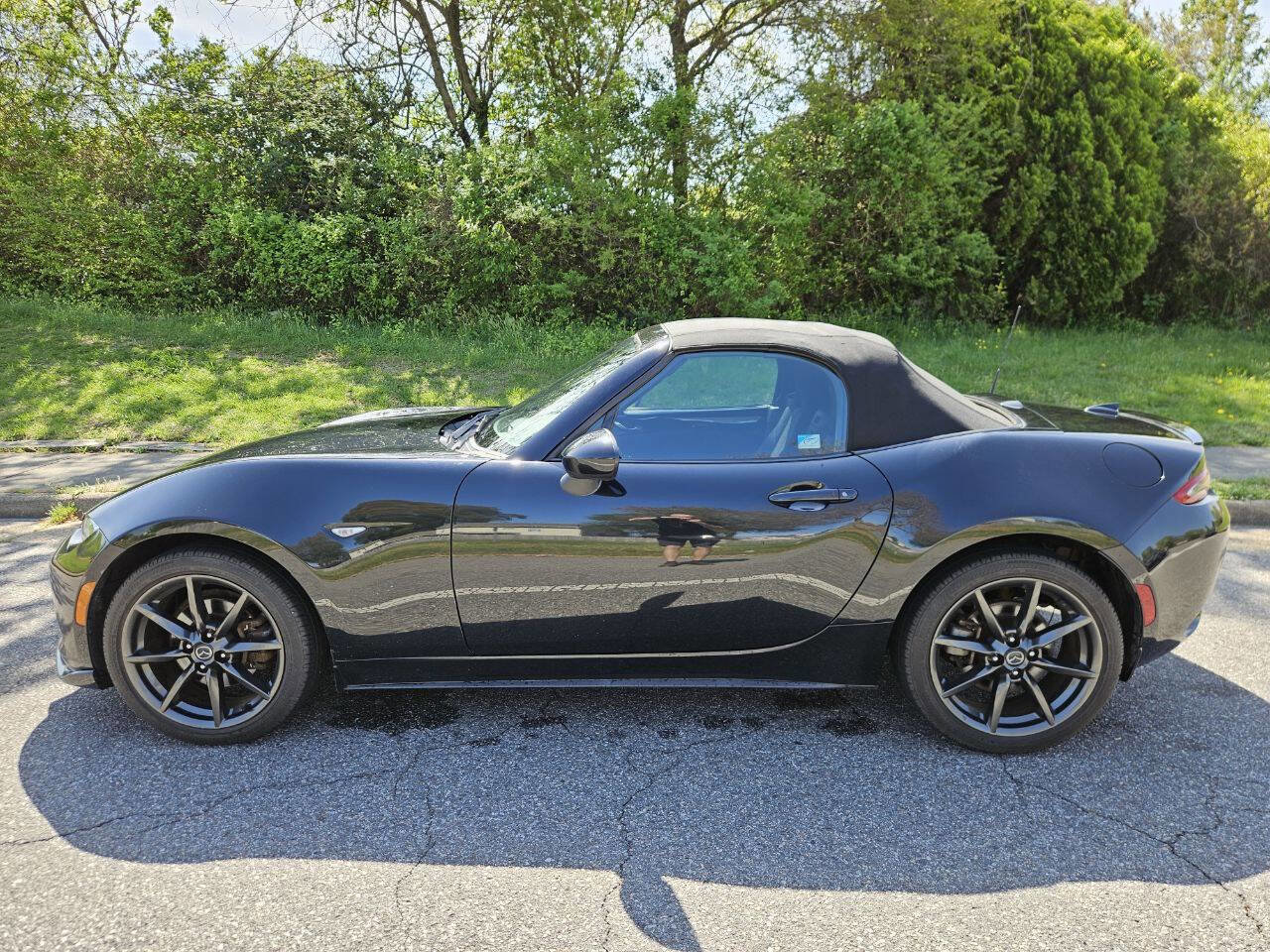 Used 2016 MAZDA MX-5 Miata Club image 2