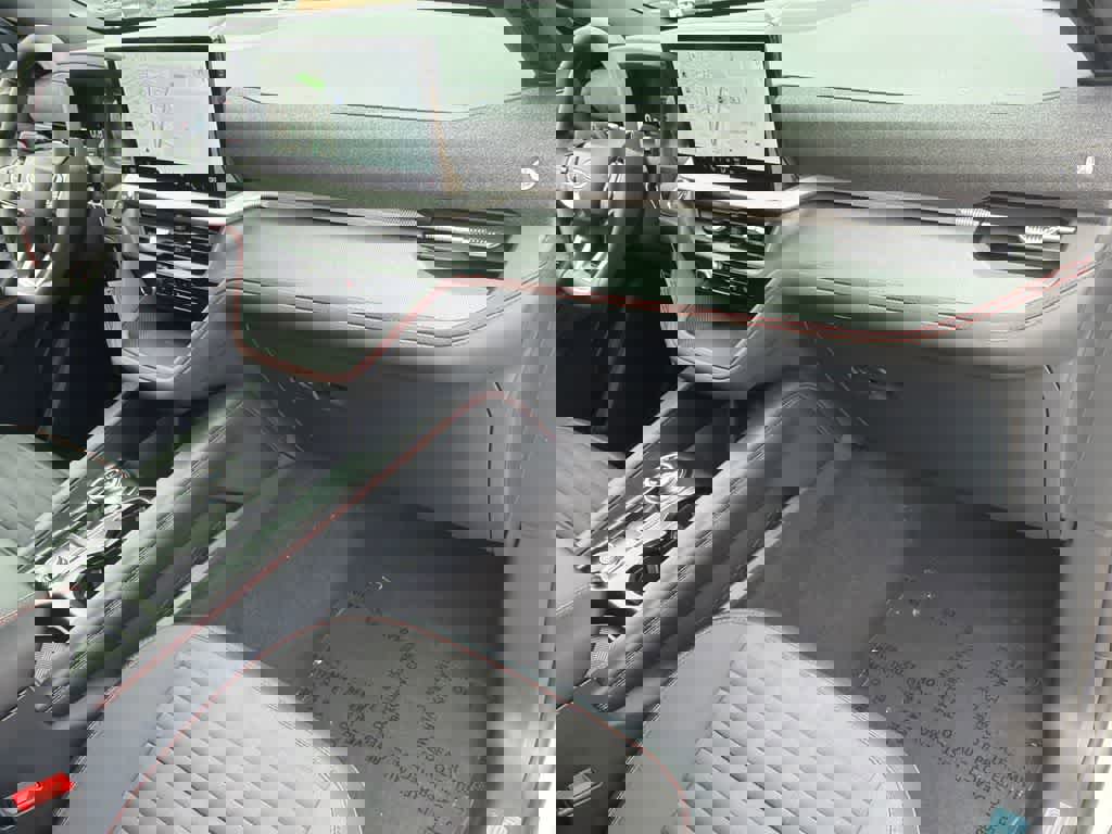 New 2026 Ford Explorer ST-Line w/ ST-Line Street Pack image 13