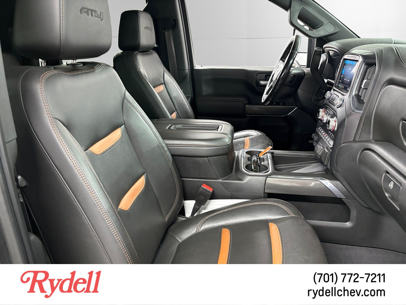 Used 2020 GMC Sierra 3500 AT4 w/ AT4 Premium Package AWD/4WD image 16