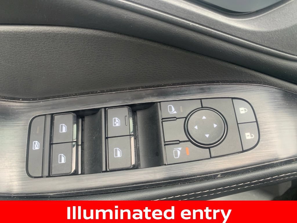 Certified 2026 Nissan Rogue SV AWD/4WD image 10