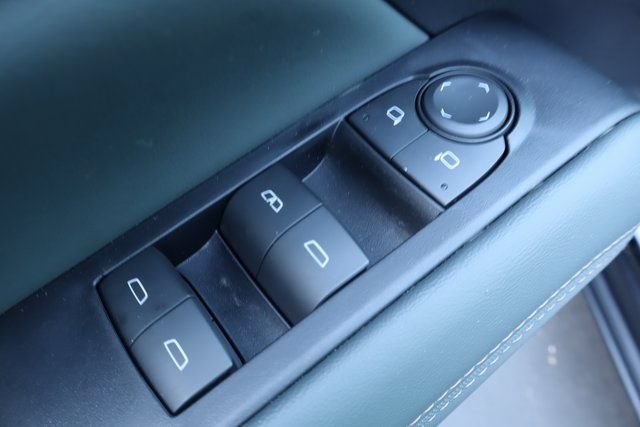 New 2026 GMC Terrain AT4 w/ Convenience Package III AWD/4WD image 9