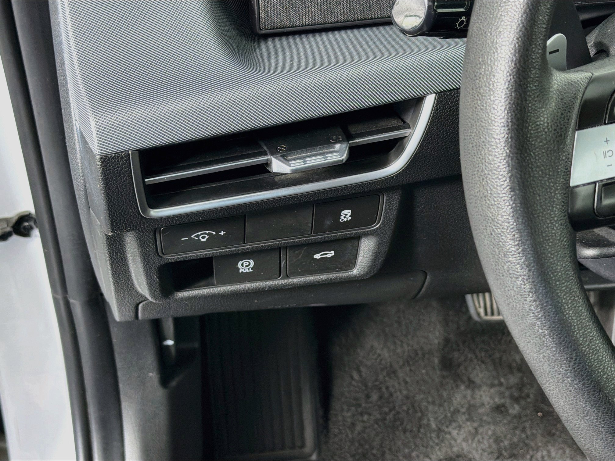 Used 2025 Hyundai Sonata SEL FWD image 17