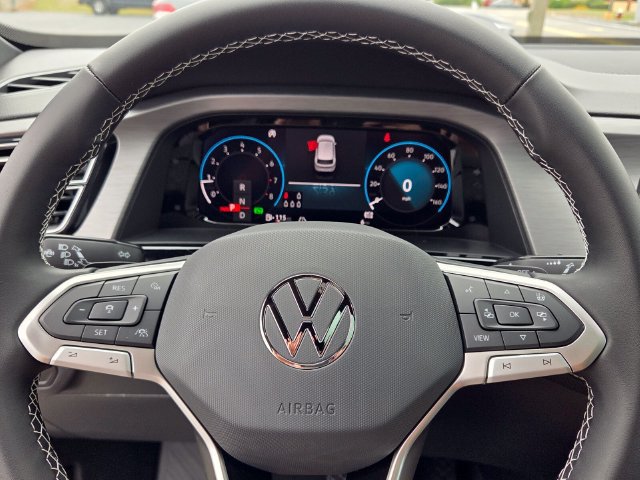 New 2026 Volkswagen Atlas Cross Sport SE FWD image 24