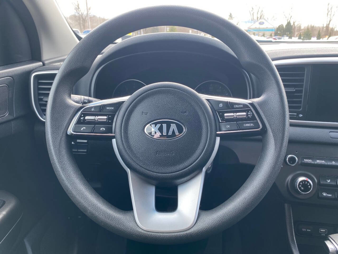 Used 2021 Kia Sportage LX image 11
