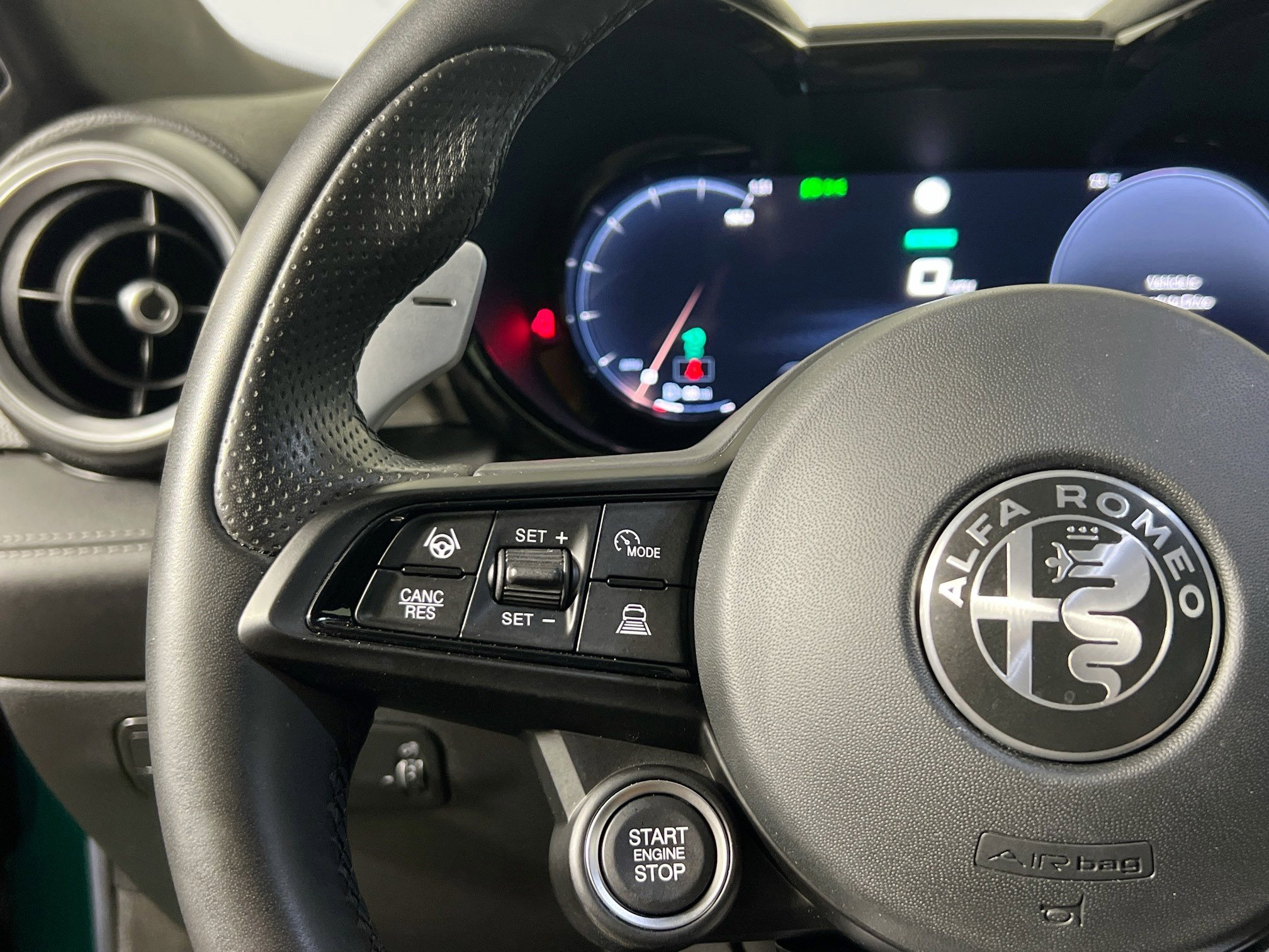 Used 2024 Alfa Romeo Tonale Veloce image 18