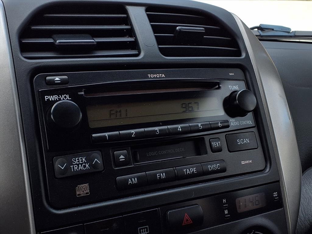 Used 2004 Toyota RAV4 2WD image 7