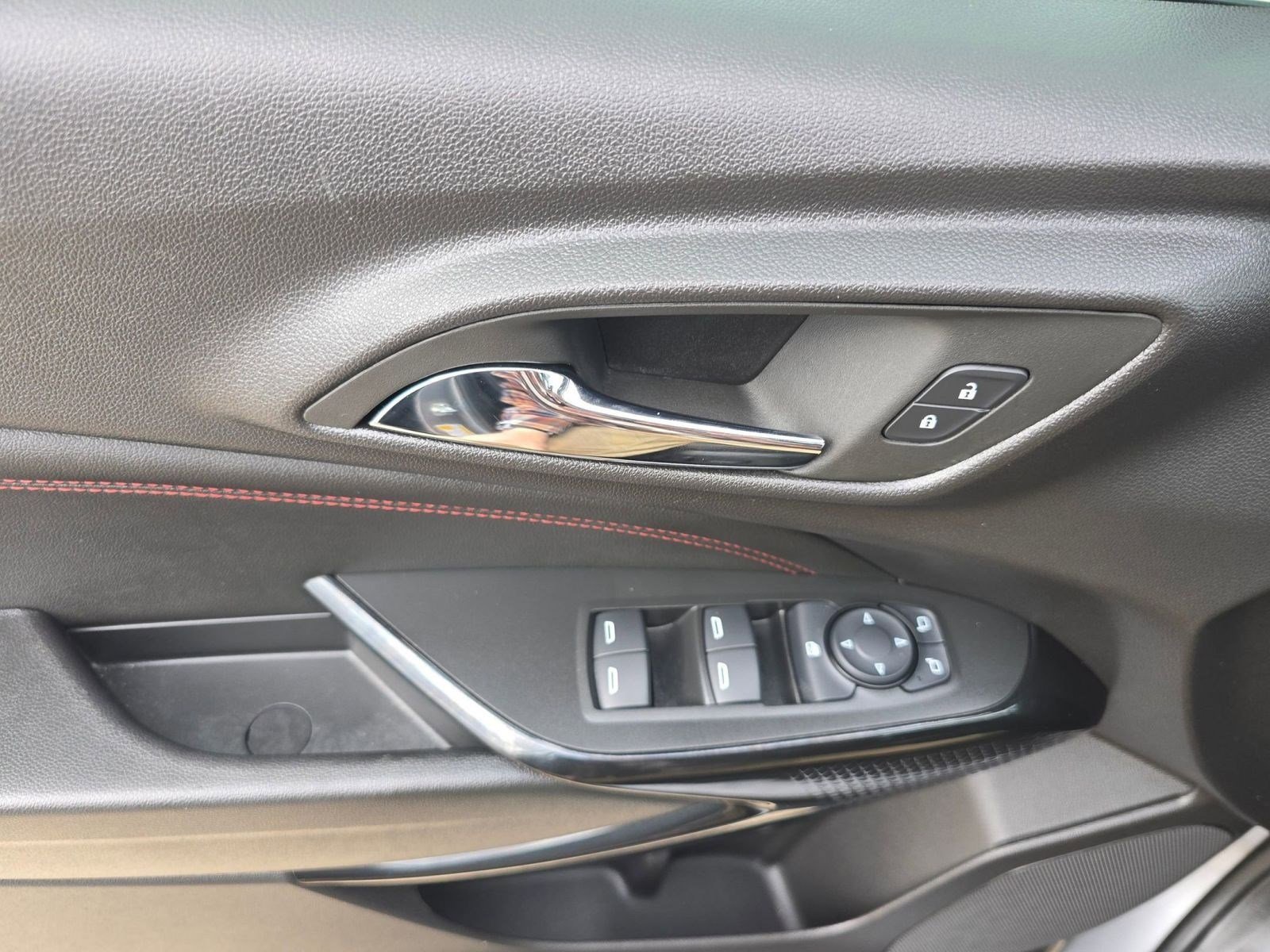 Used 2025 Chevrolet Trax RS w/ Driver Confidence Package image 20