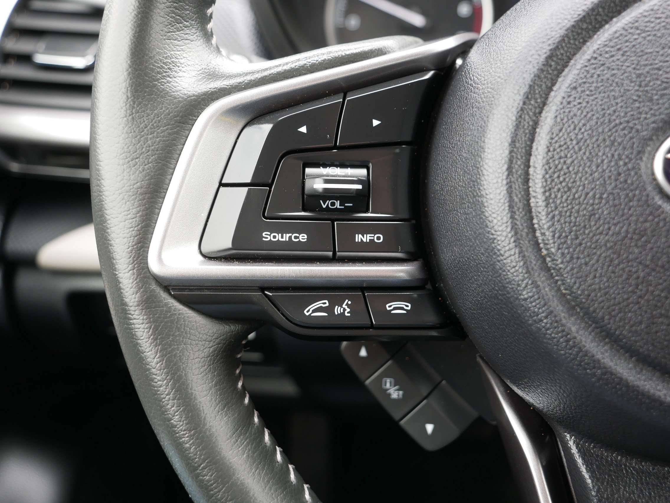 Certified 2023 Subaru Forester Limited AWD/4WD image 31