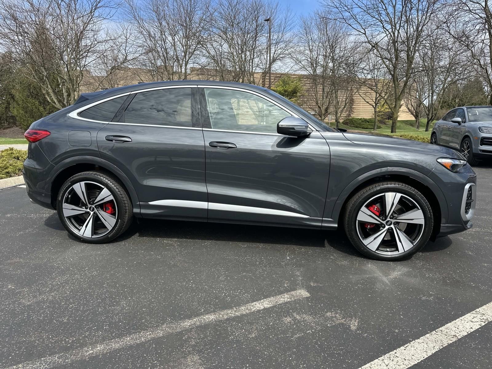 New 2026 Audi SQ5 Premium Plus AWD/4WD image 4