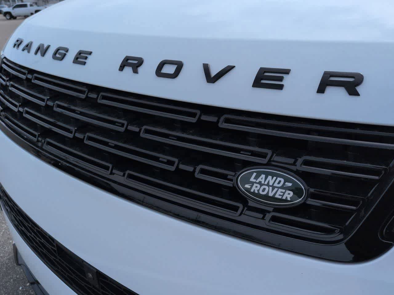 New 2026 Land Rover Range Rover Sport Dynamic SE AWD/4WD image 11