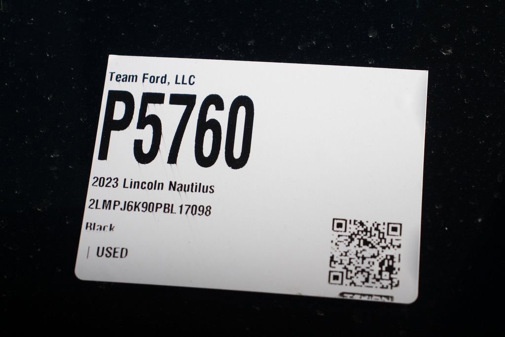 Used 2023 Lincoln Nautilus Reserve w/ Monochromatic Package image 25