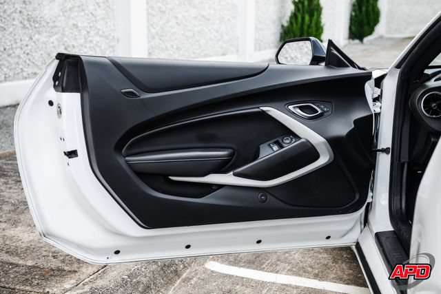 Used 2019 Chevrolet Camaro SS RWD image 62