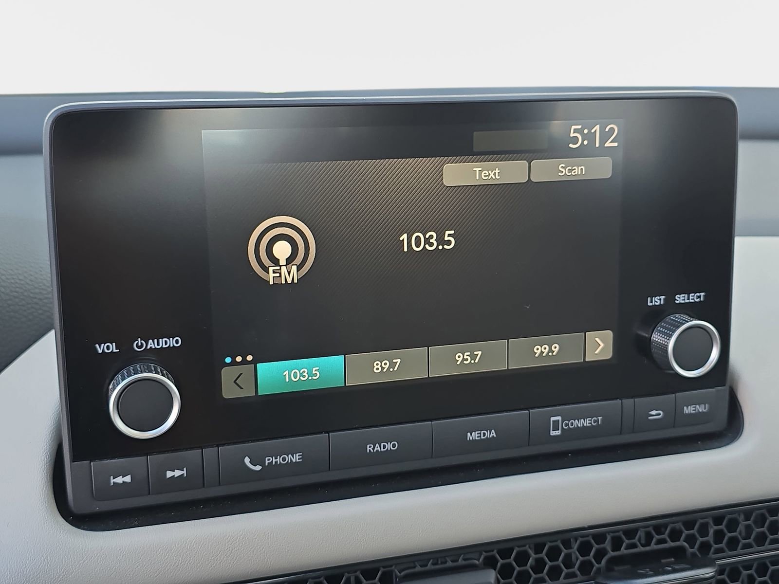 Used 2025 Honda HR-V LX image 21