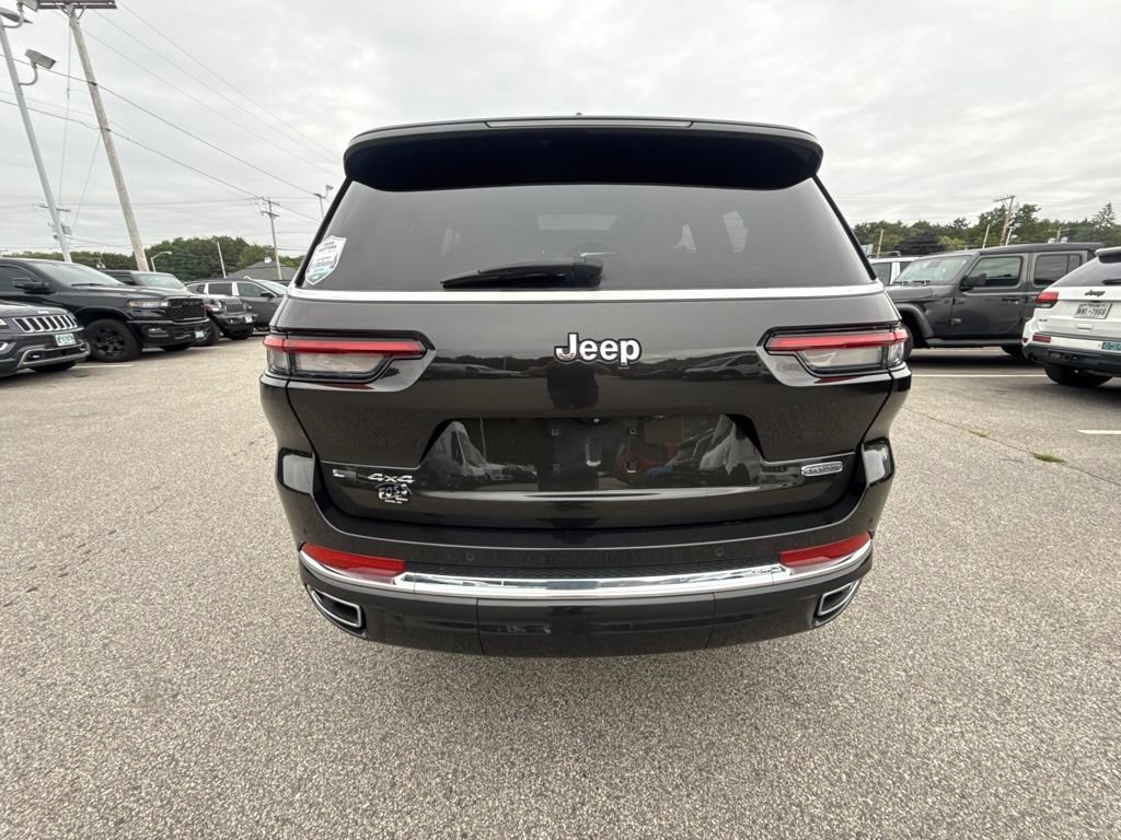 Certified 2022 Jeep Grand Cherokee L Overland AWD/4WD image 4