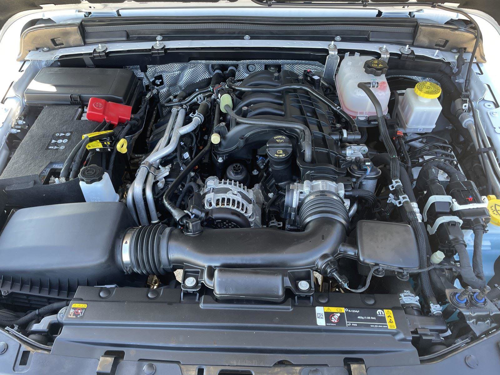 Used 2025 Jeep Gladiator Sport image 29