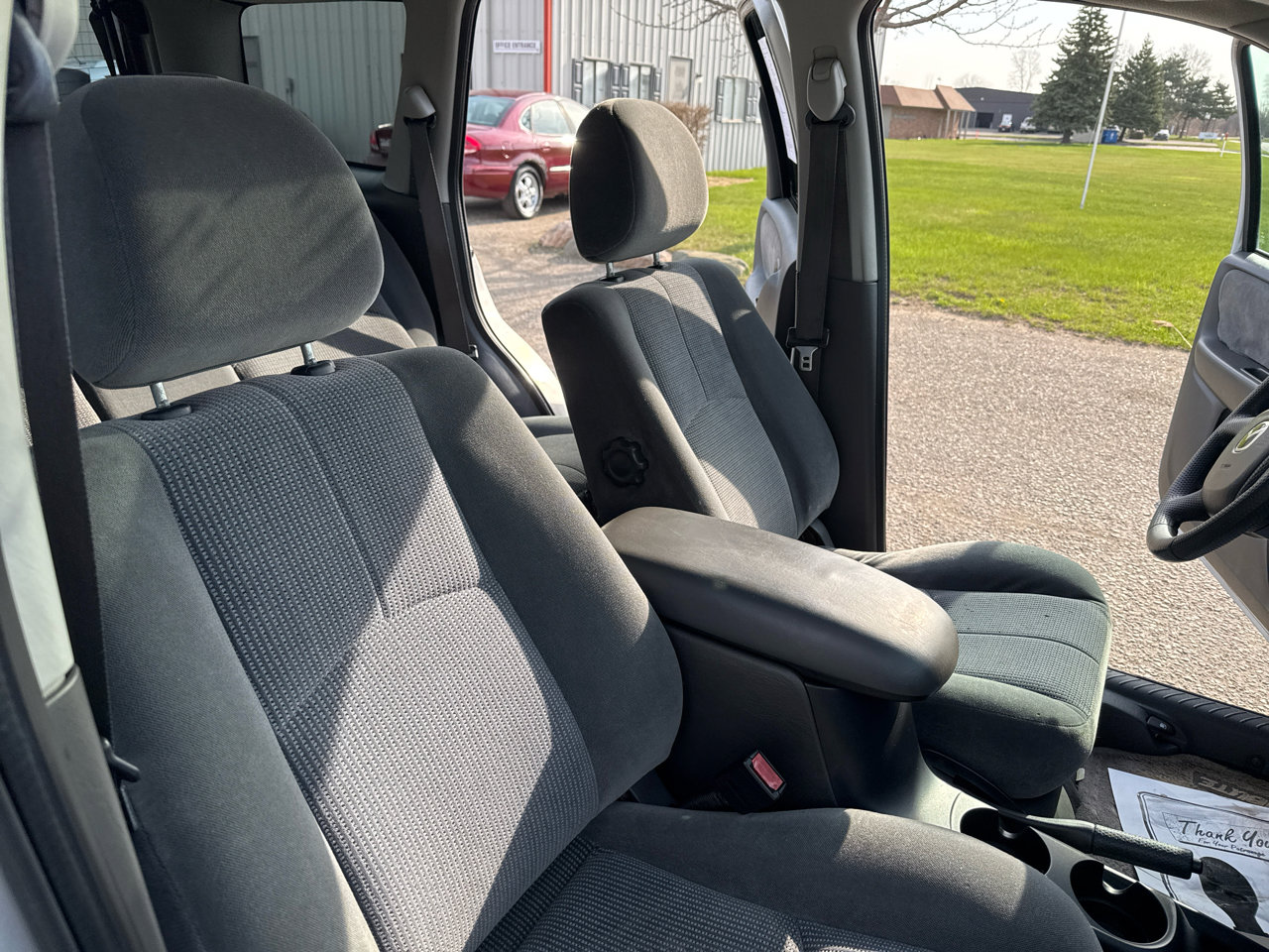 Used 2003 MAZDA Tribute LX image 30