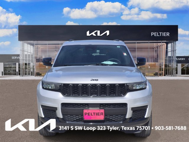Used 2023 Jeep Grand Cherokee L Laredo AWD/4WD image 2