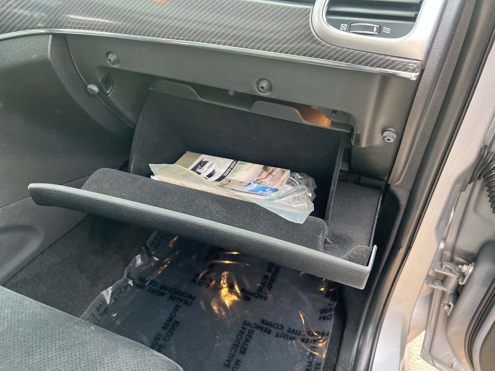 Used 2015 Jeep Grand Cherokee SRT w/ Luxury Group II image 33