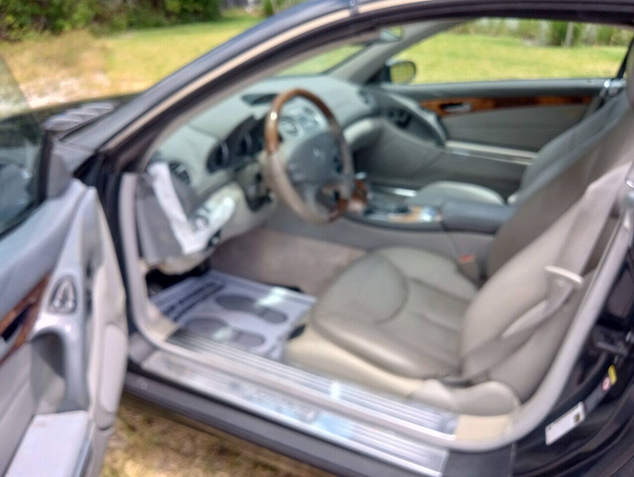 Used 2007 Mercedes-Benz SL 550 image 11