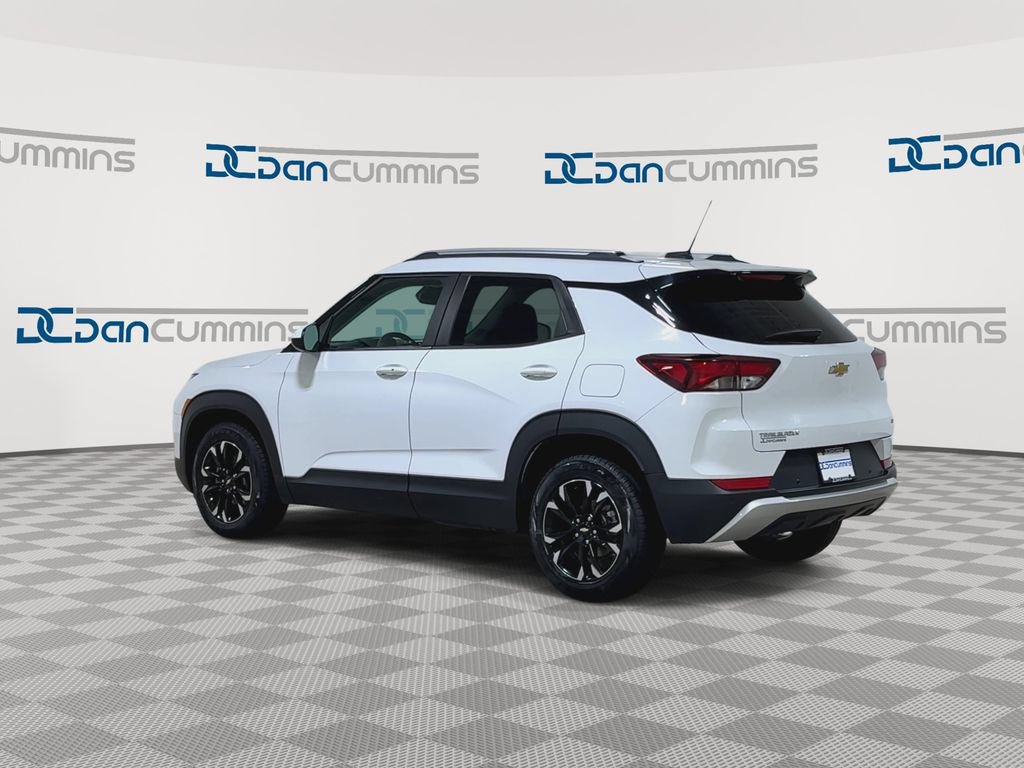 Used 2022 Chevrolet TrailBlazer LT w/ Convenience Package FWD image 6