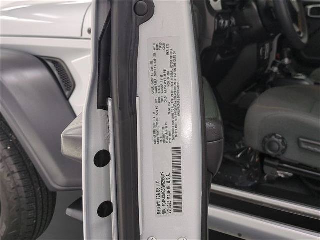 Used 2024 Jeep Wrangler Sport AWD/4WD image 27