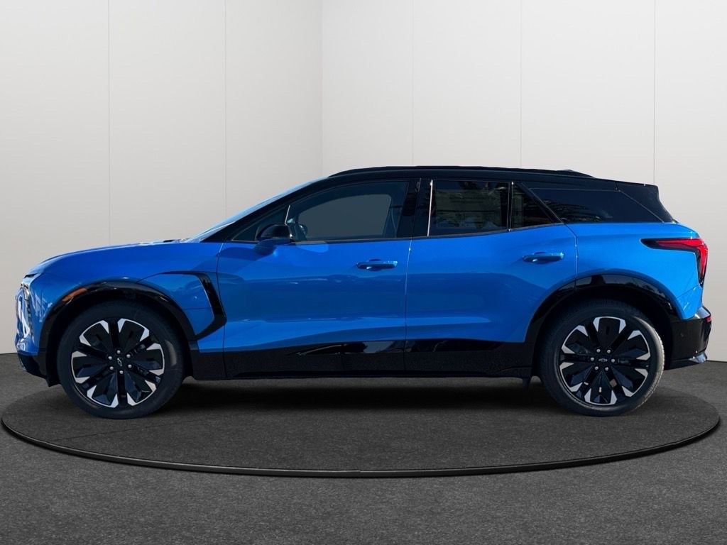 New 2026 Chevrolet Blazer EV RS w/ Super Cruise Package image 2