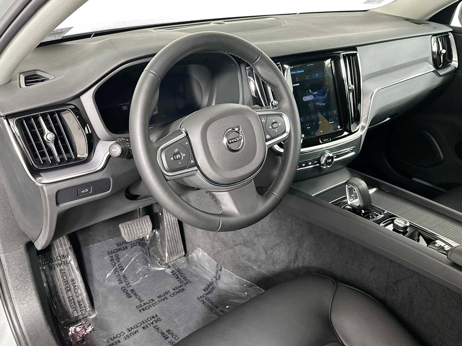 Used 2025 Volvo S60 B5 Core image 4