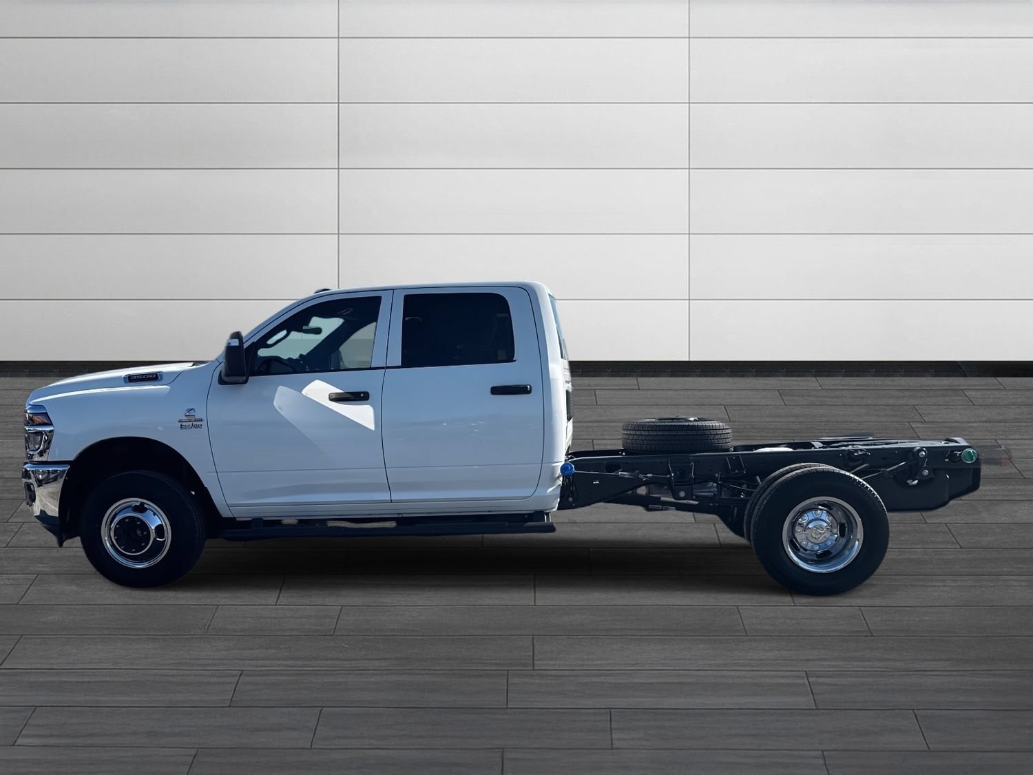 New 2026 RAM 3500 Tradesman w/ Chrome Appearance Group A AWD/4WD image 7