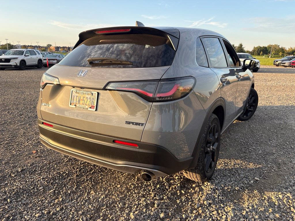 Used 2024 Honda HR-V Sport image 12
