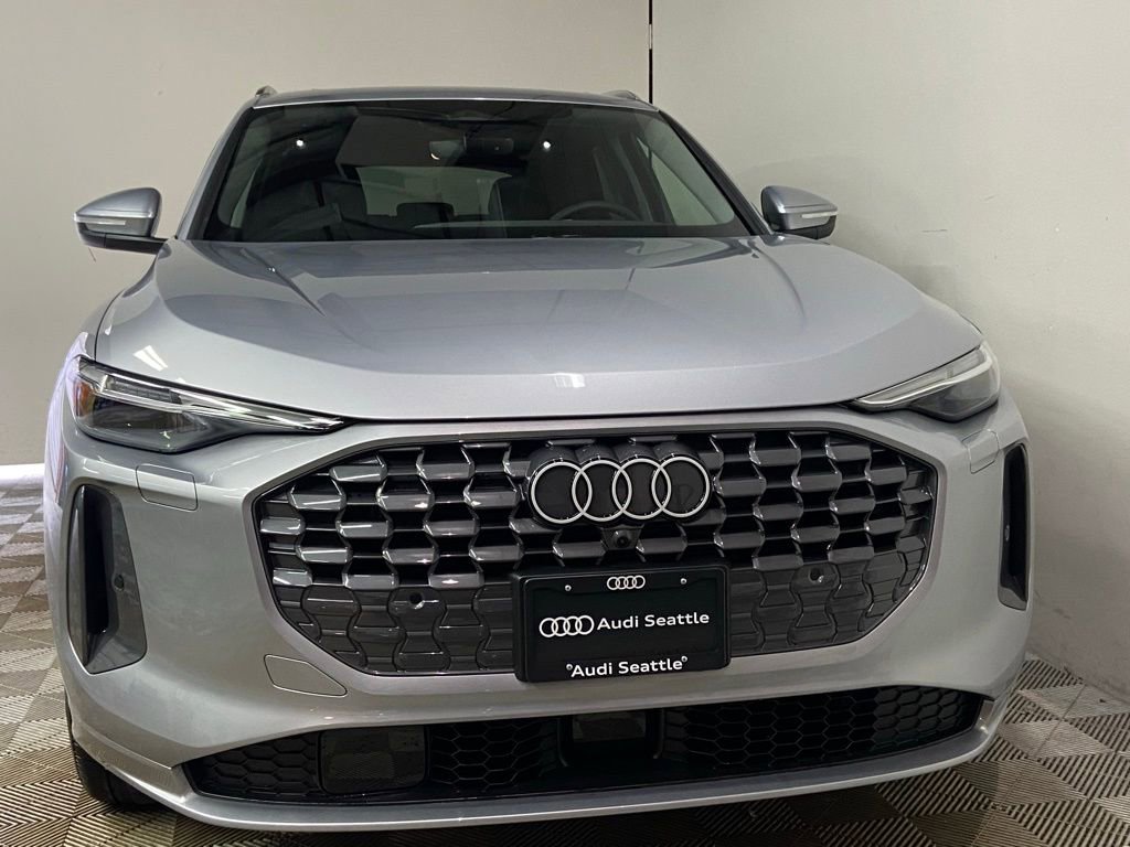 New 2025 Audi Q5 Prestige image 2