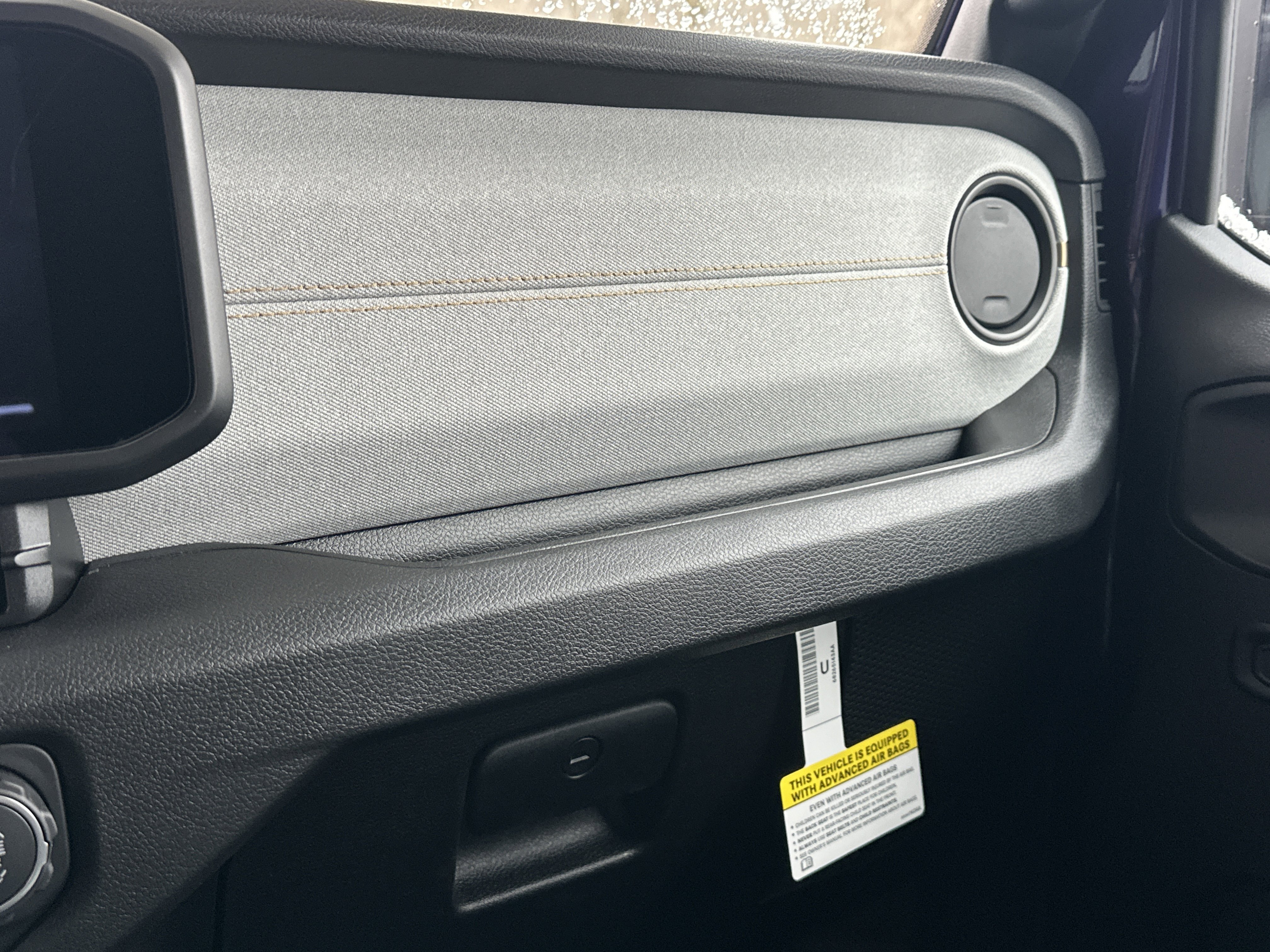 New 2026 Jeep Gladiator Sport image 8