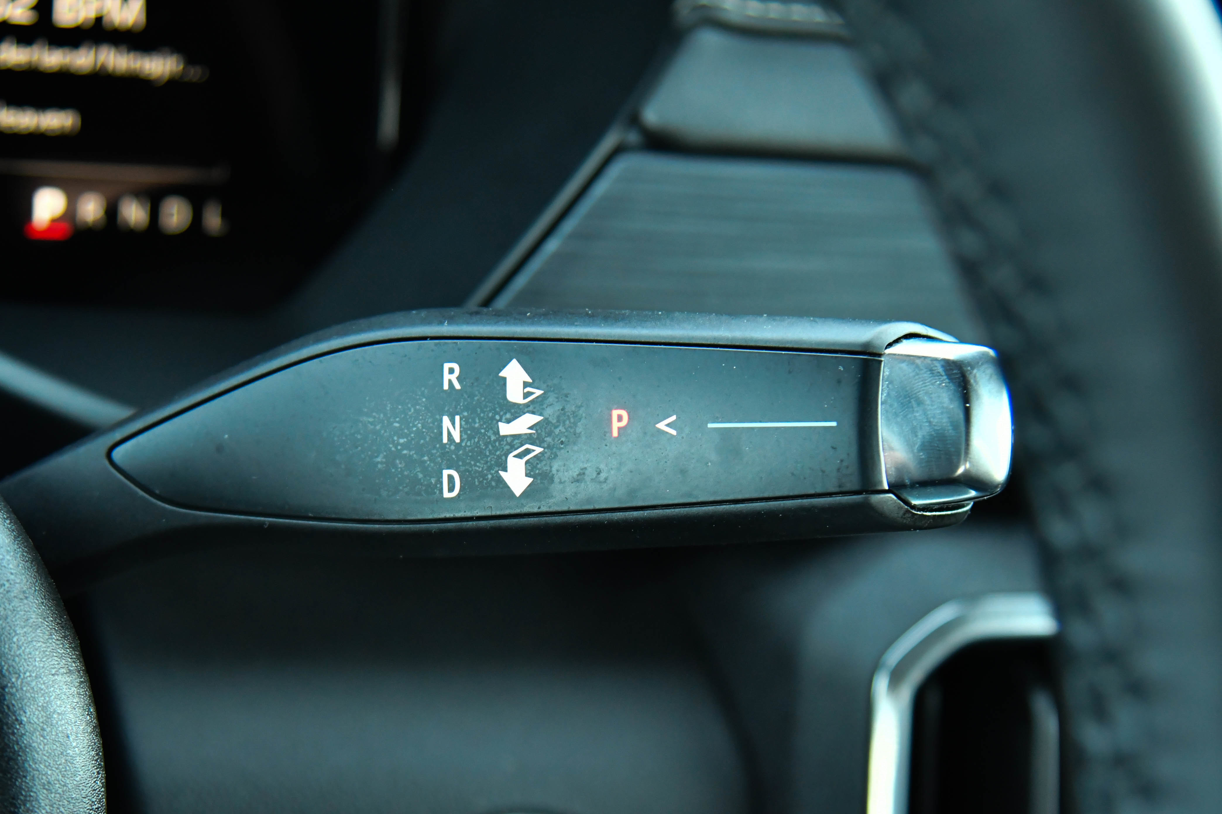 Used 2024 GMC Acadia Elevation image 34