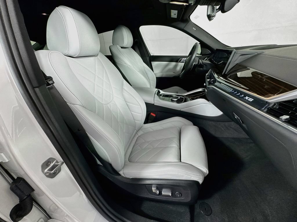 Used 2026 BMW X6 xDrive40i w/ Premium Package AWD/4WD image 38
