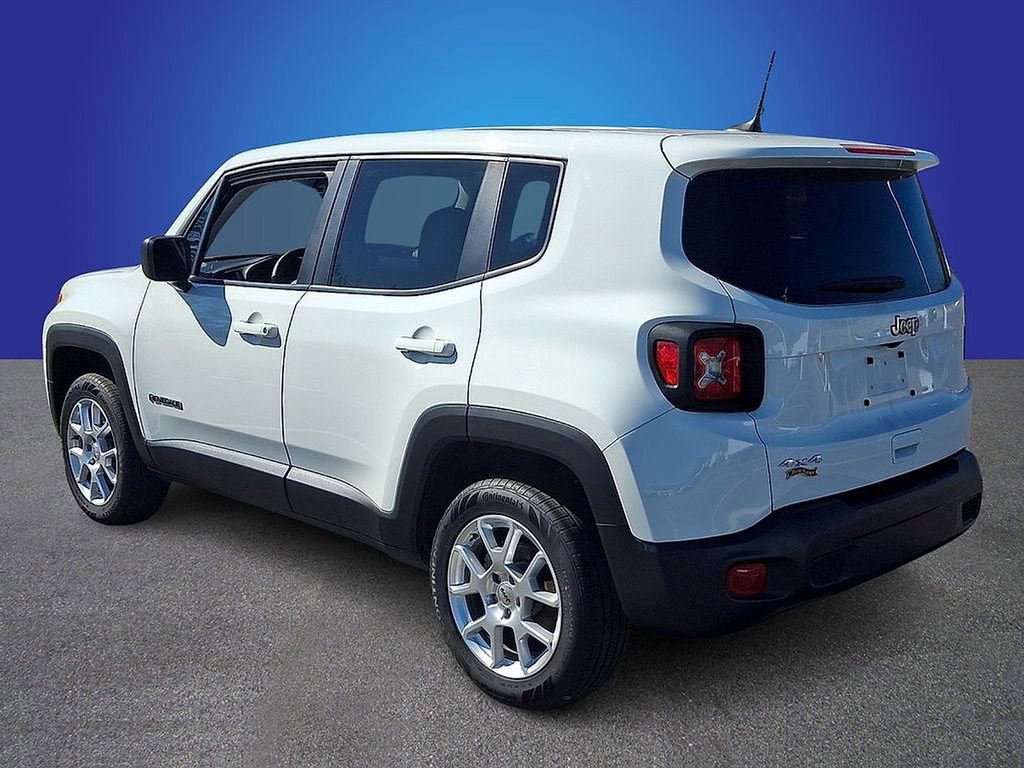 Used 2023 Jeep Renegade Latitude image 6