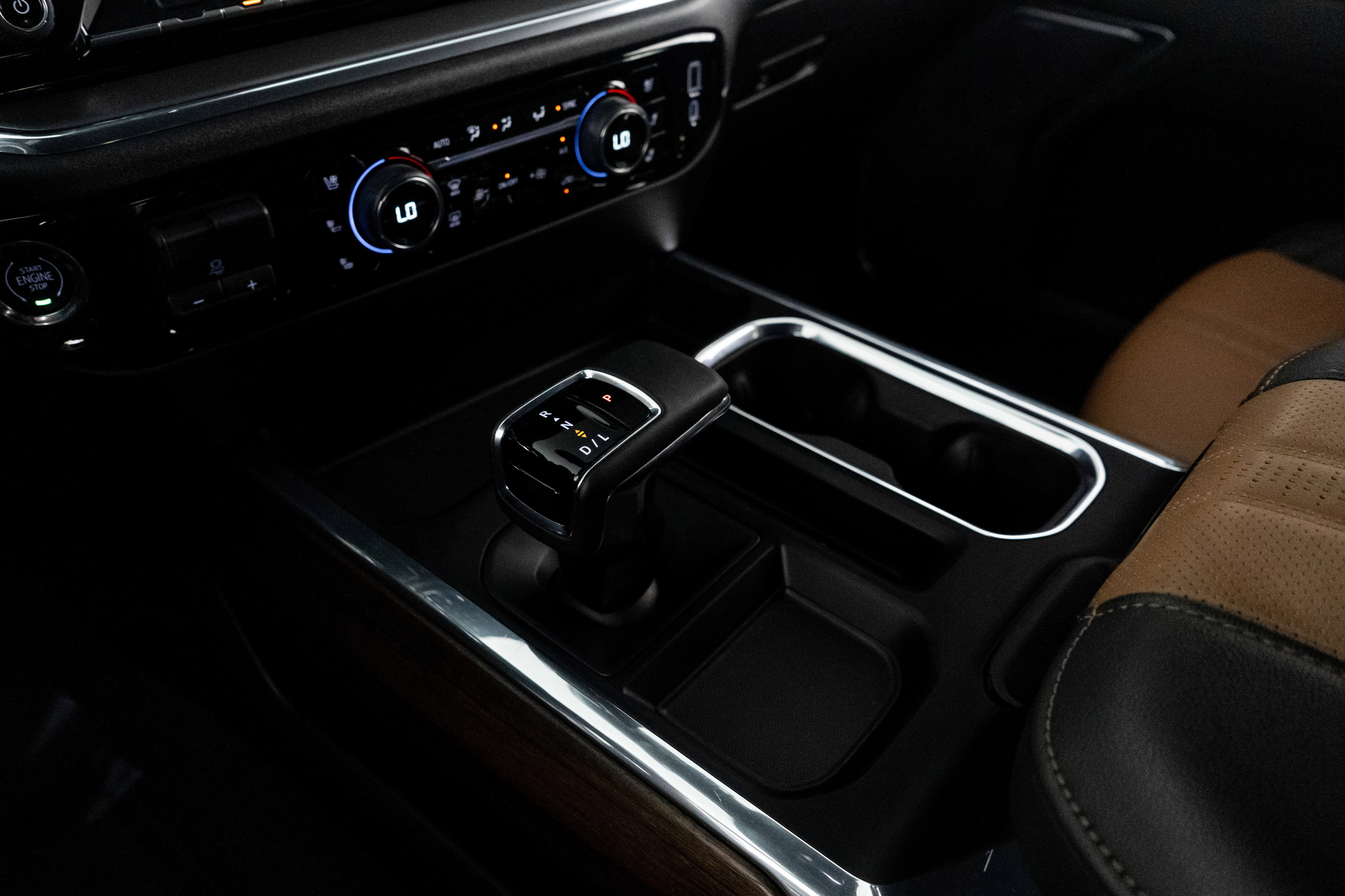 Used 2023 Chevrolet Silverado 1500 High Country w/ Technology Package image 33