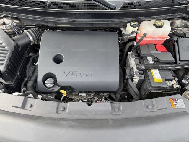 Used 2020 Buick Enclave Essence AWD/4WD image 11