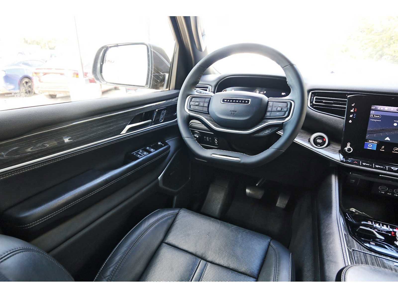 Used 2022 Jeep Wagoneer Series III w/ Flexible Seating Group image 6