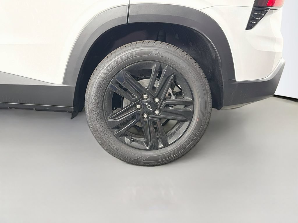 New 2026 Chevrolet Trax ACTIV w/ Driver Confidence Package FWD image 29