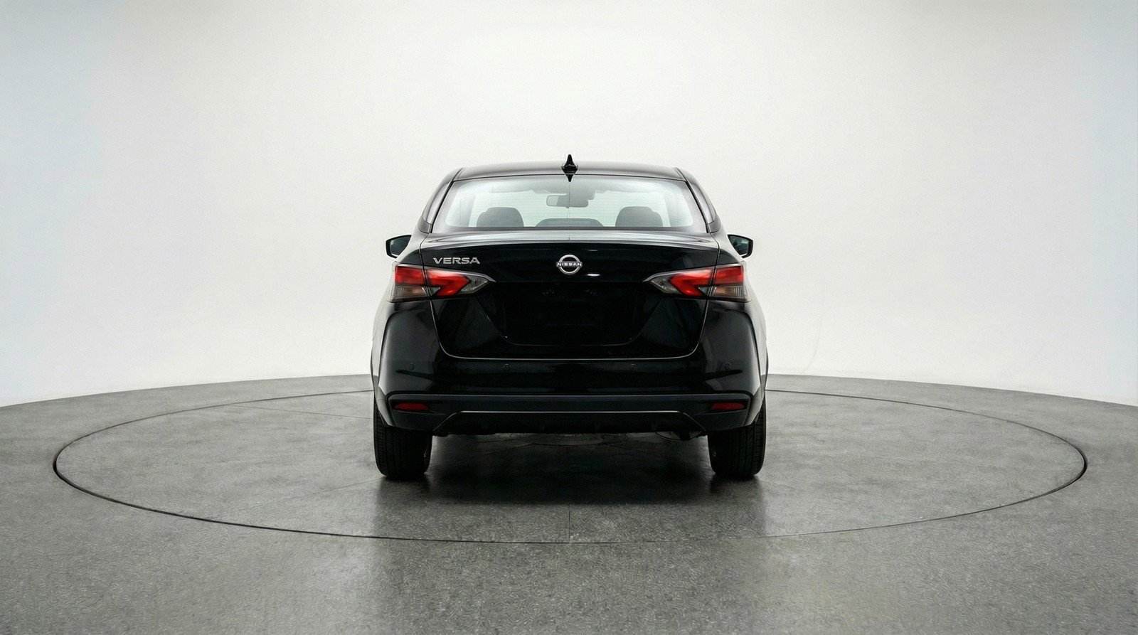 Used 2025 Nissan Versa SV FWD image 7