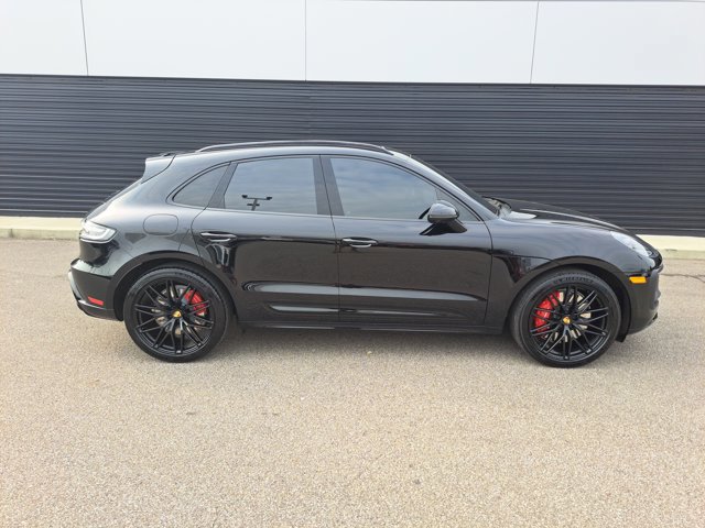 Certified 2023 Porsche Macan GTS image 8