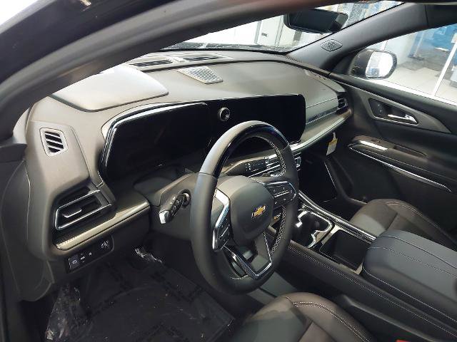 New 2026 Chevrolet Traverse LT w/ Enhanced Driving Package image 2