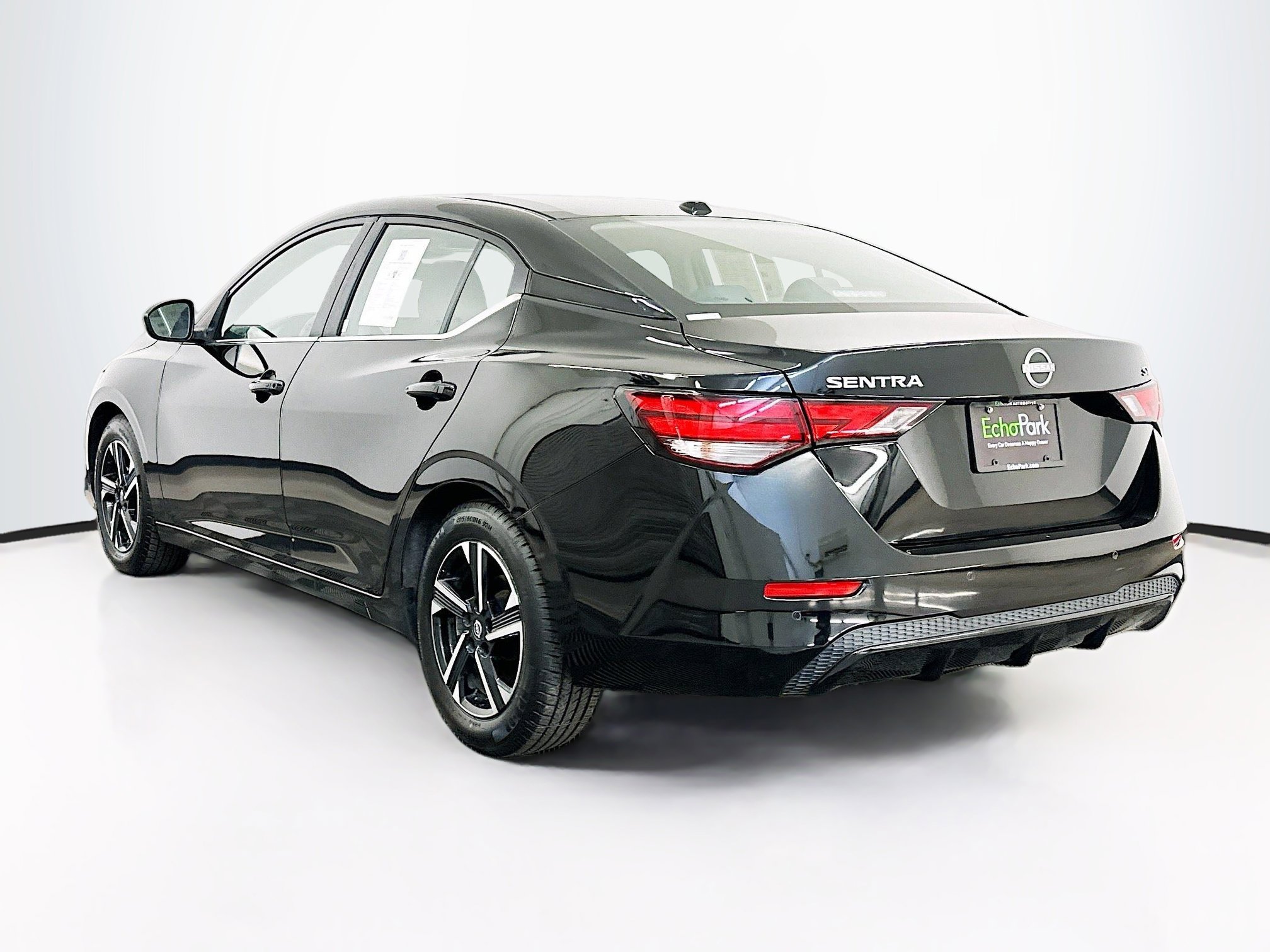 Used 2024 Nissan Sentra SV image 5