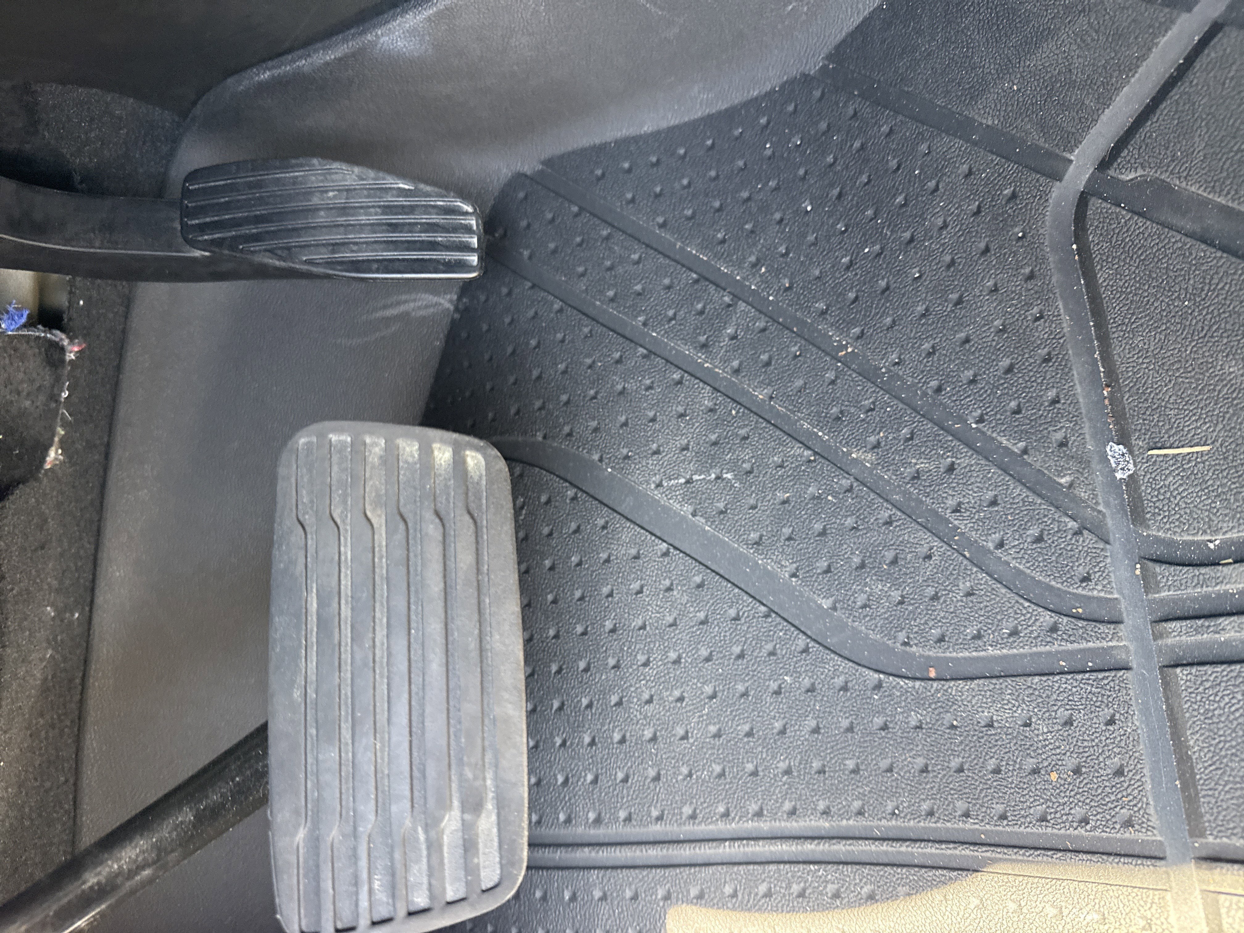 Used 2024 Chevrolet Silverado 2500 Custom w/ Custom Value Package image 23