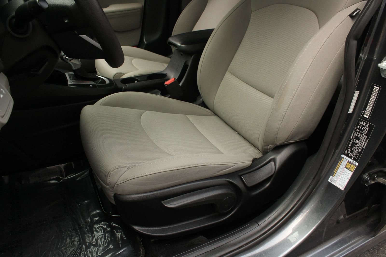 Used 2021 Kia Forte LXS FWD image 17