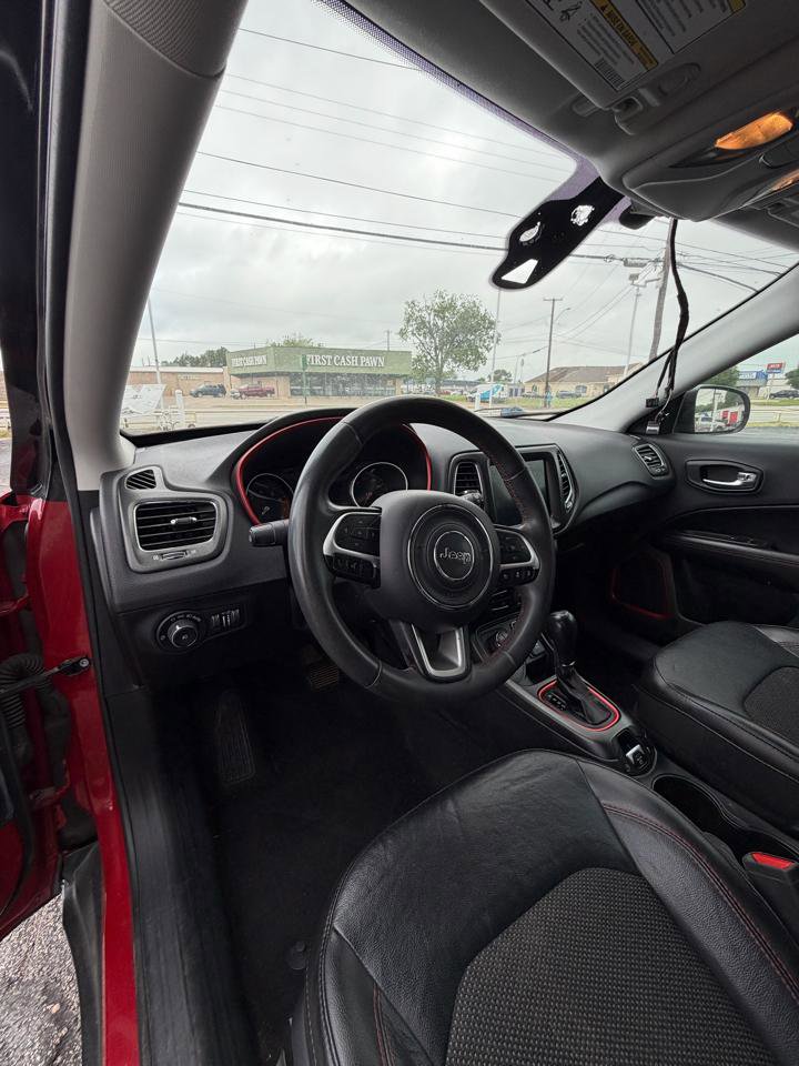 Used 2021 Jeep Compass Trailhawk AWD/4WD image 9